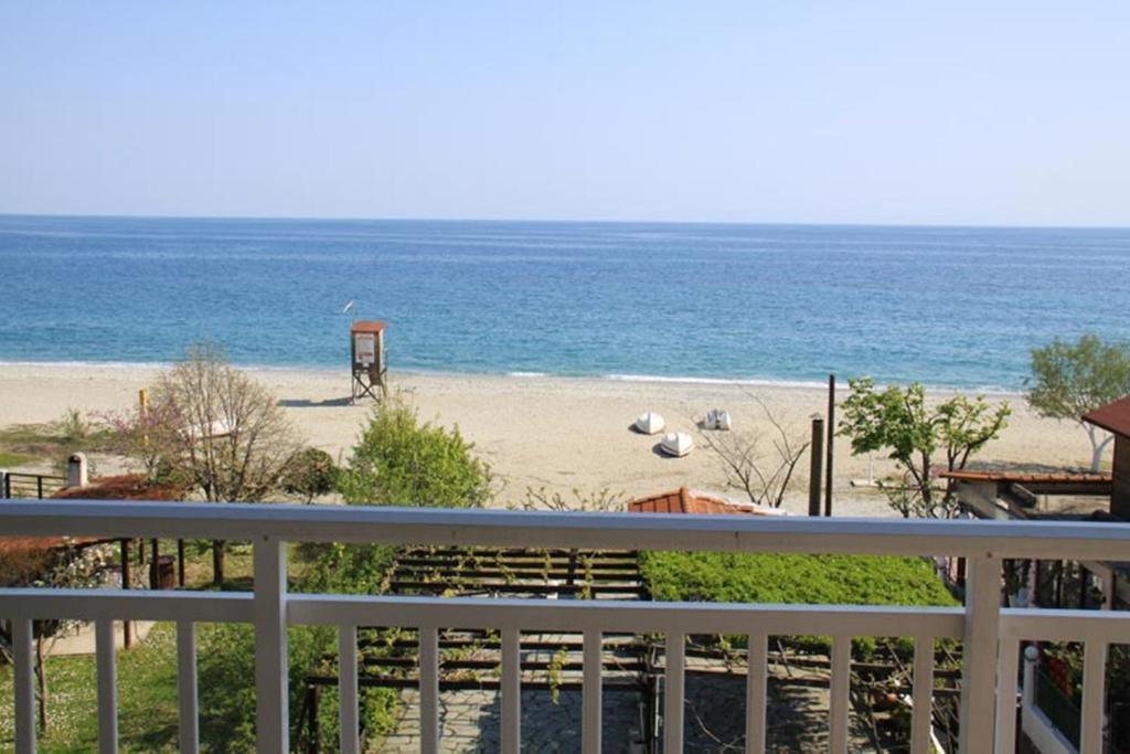 Fasoli Studios Paralia Pantaleimonos Ruang foto